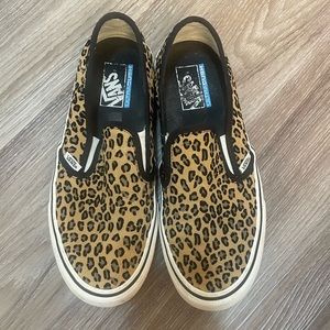 Leopard Vans